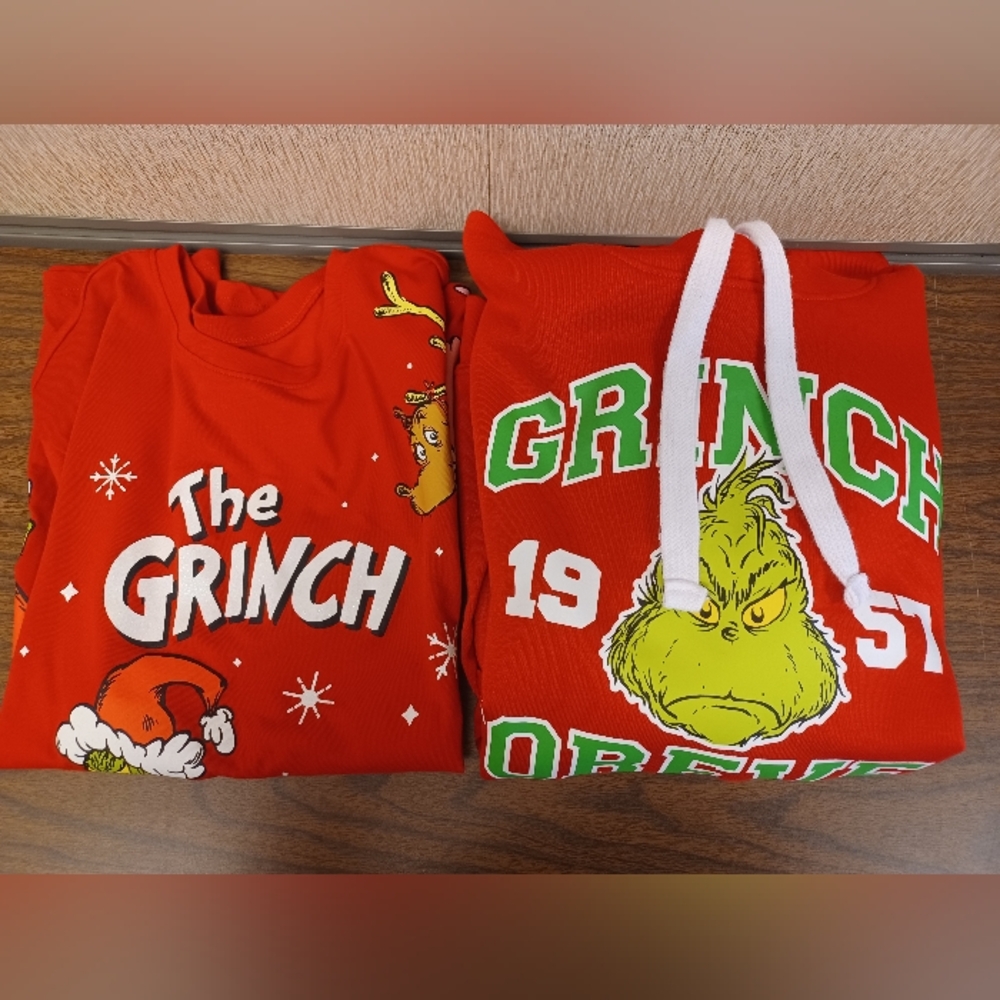 Pre-owned Grinch Christmas Sweatshirt & Tshirt Size Junior's  XL (15-17) Lot